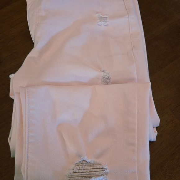 Lauren Conrad Womens Trendy Light Pink Distressed Heart Skinny Capri Jeans - Picture 7 of 9